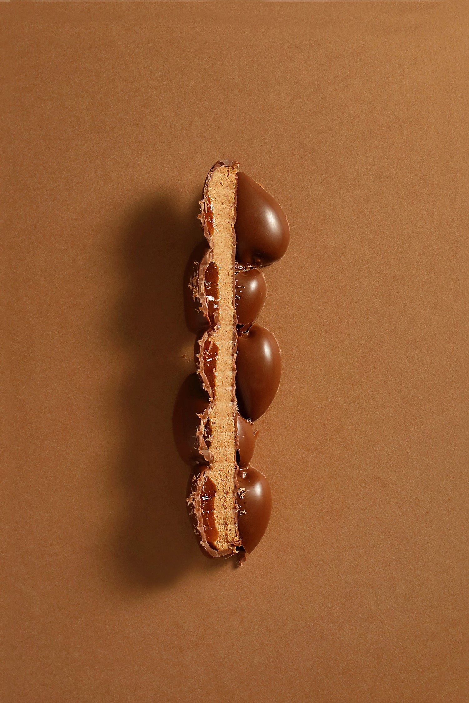 Milk chocolate mango bar