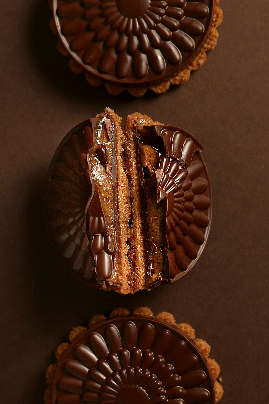 10 dark chocolate shortbreads