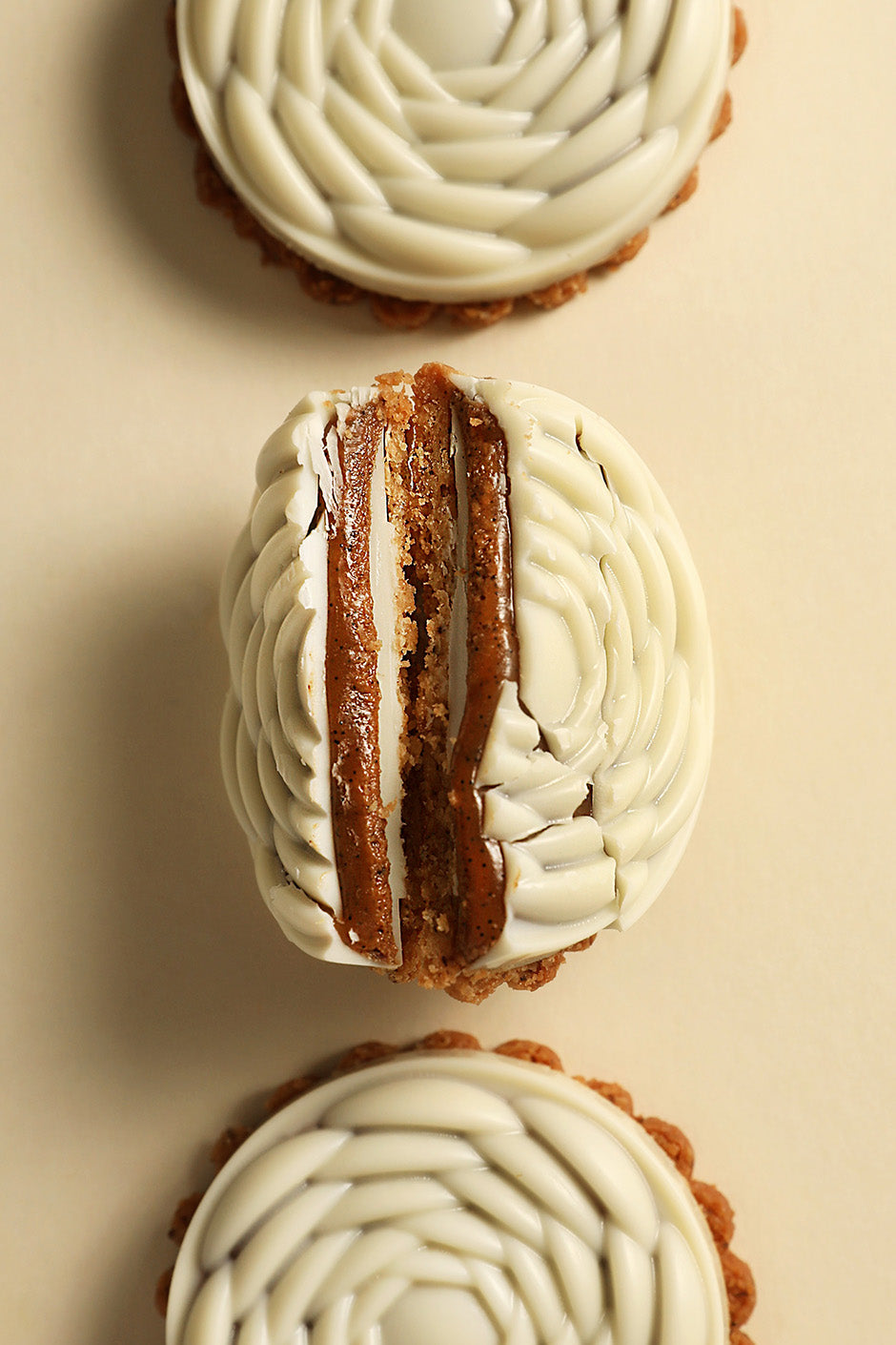 5 white chocolate shortbreads