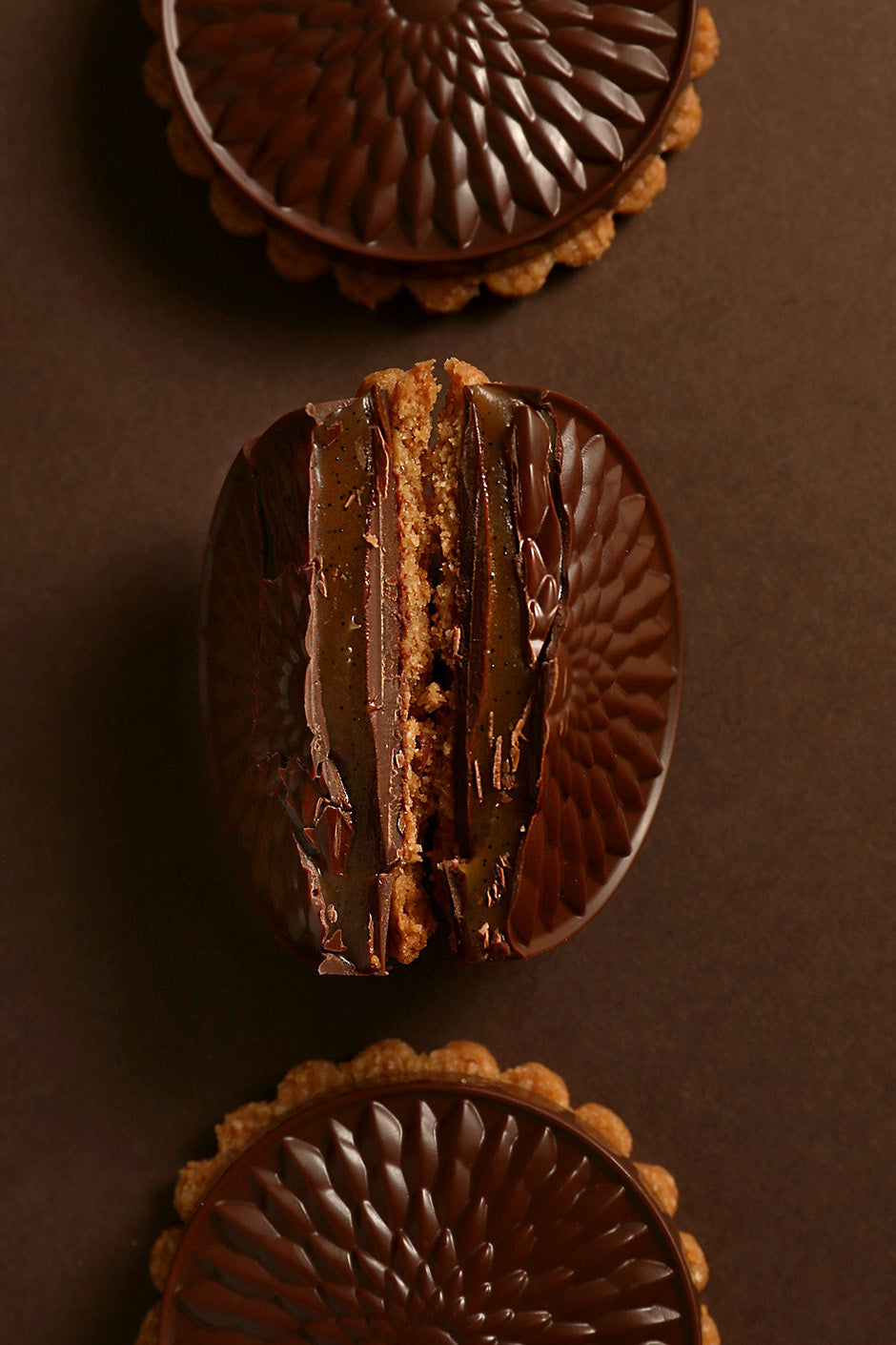 10 dark chocolate shortbreads