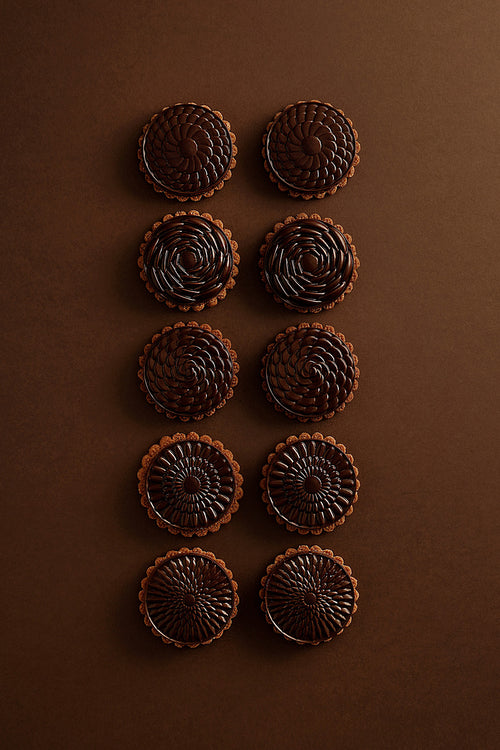 10 dark chocolate shortbreads