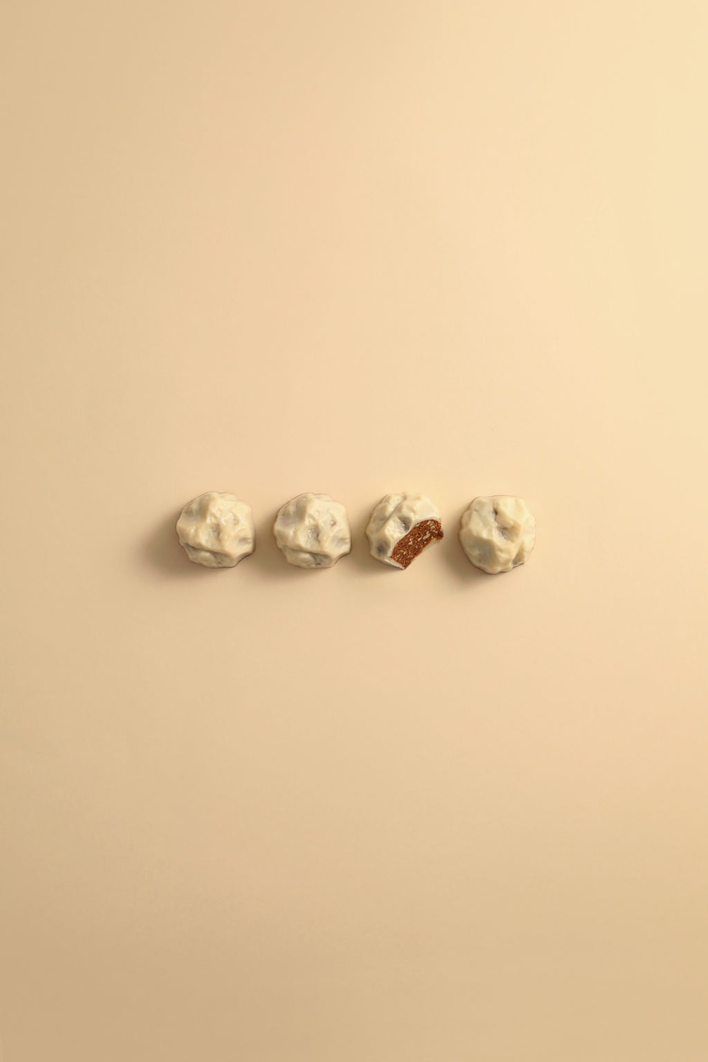 Rocher noisette 4 pièces chocolat blanc