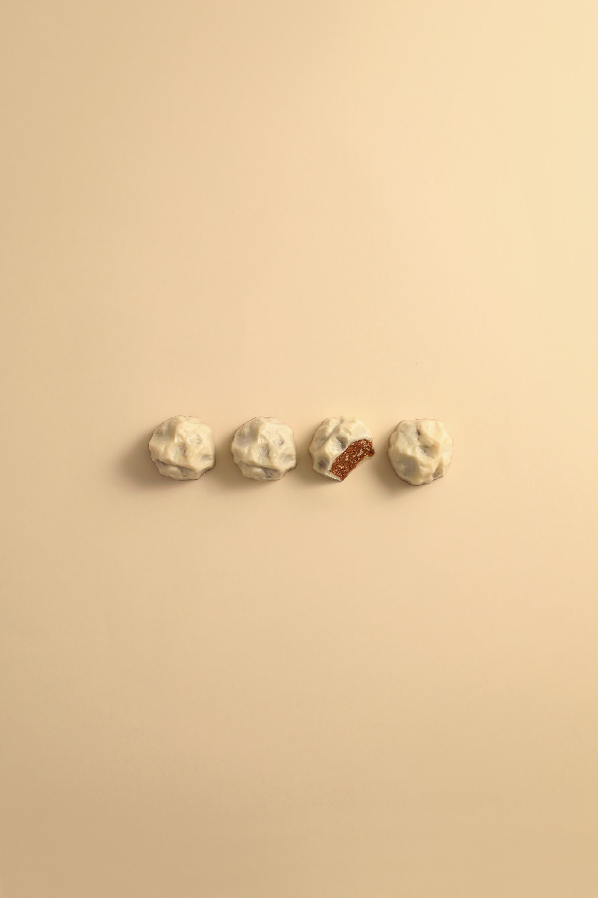 Rocher noisette 4 pièces chocolat blanc