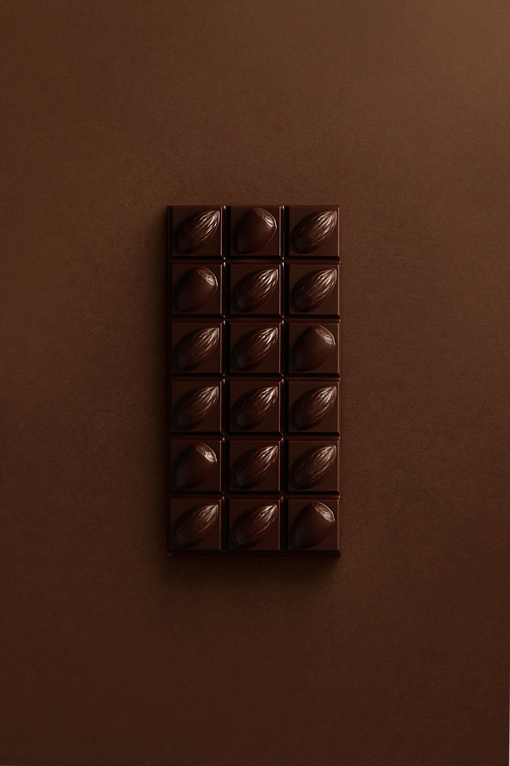 Tablette amande noisette chocolat noir