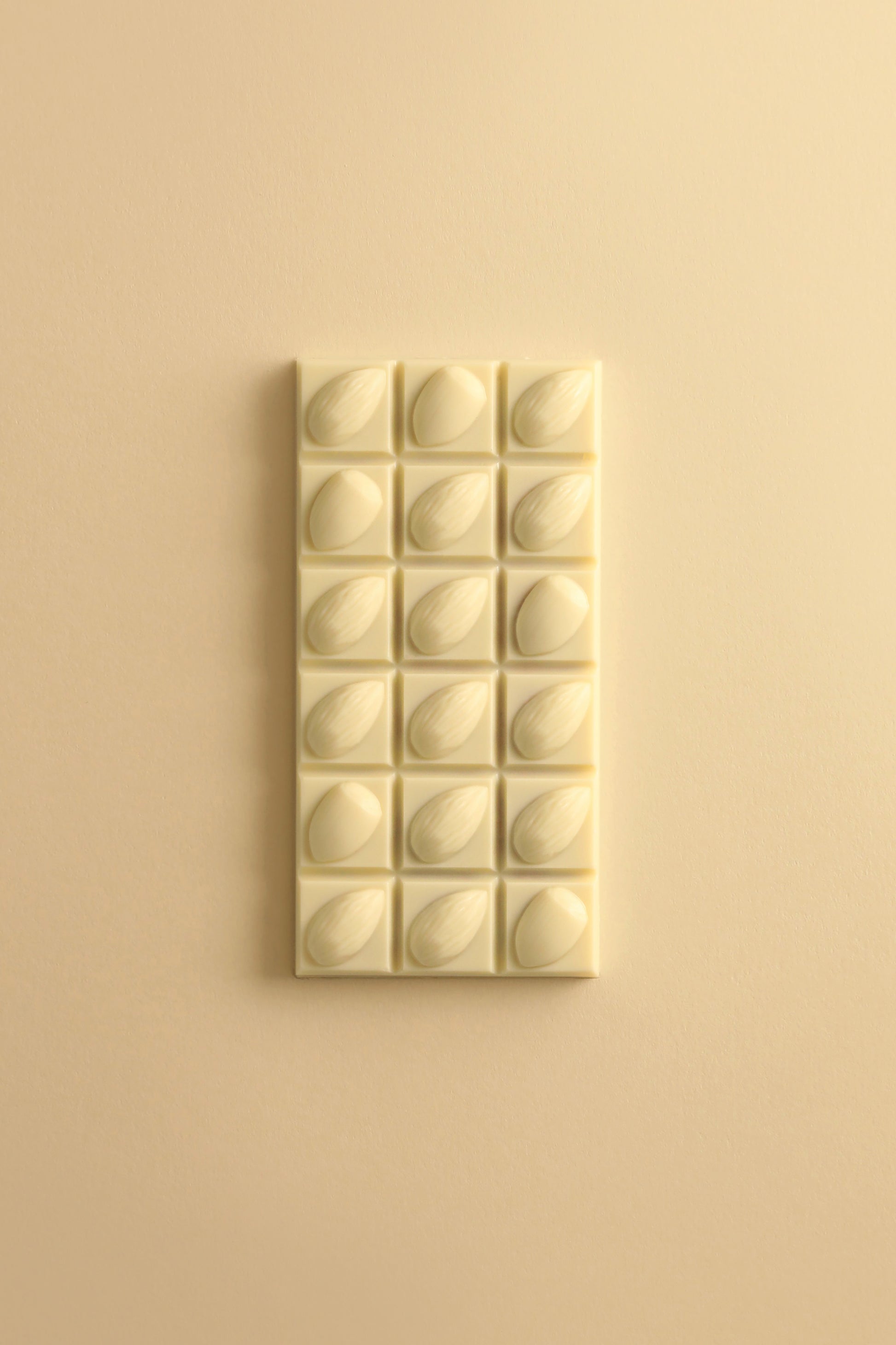 Tablette amande noisette chocolat blanc