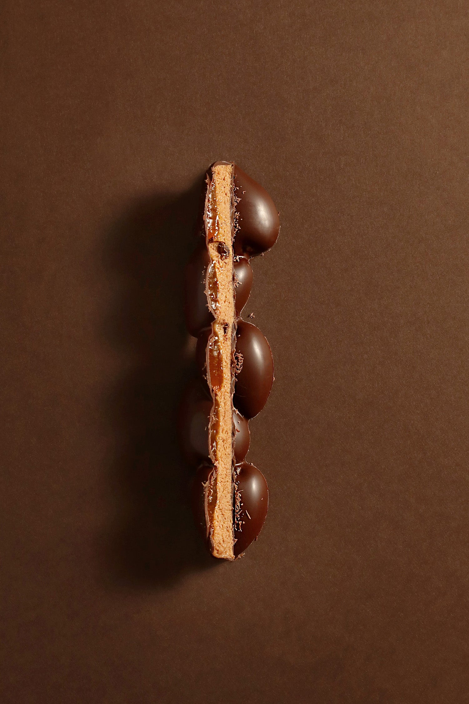 Dark chocolate mango bar