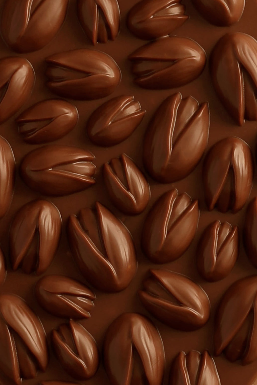 Milk chocolate pistachio mendiant tablet