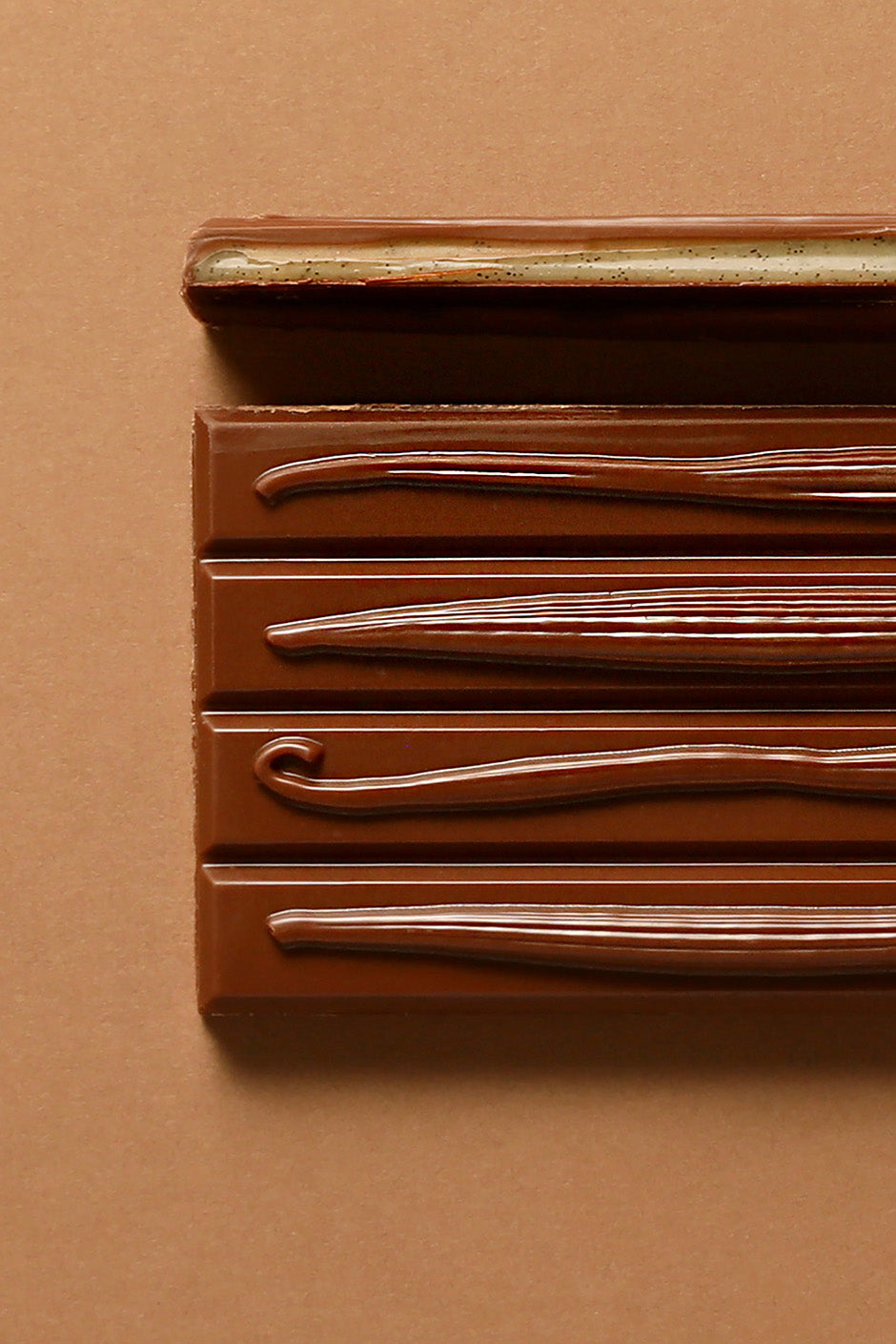 Milk chocolate ganache tablet