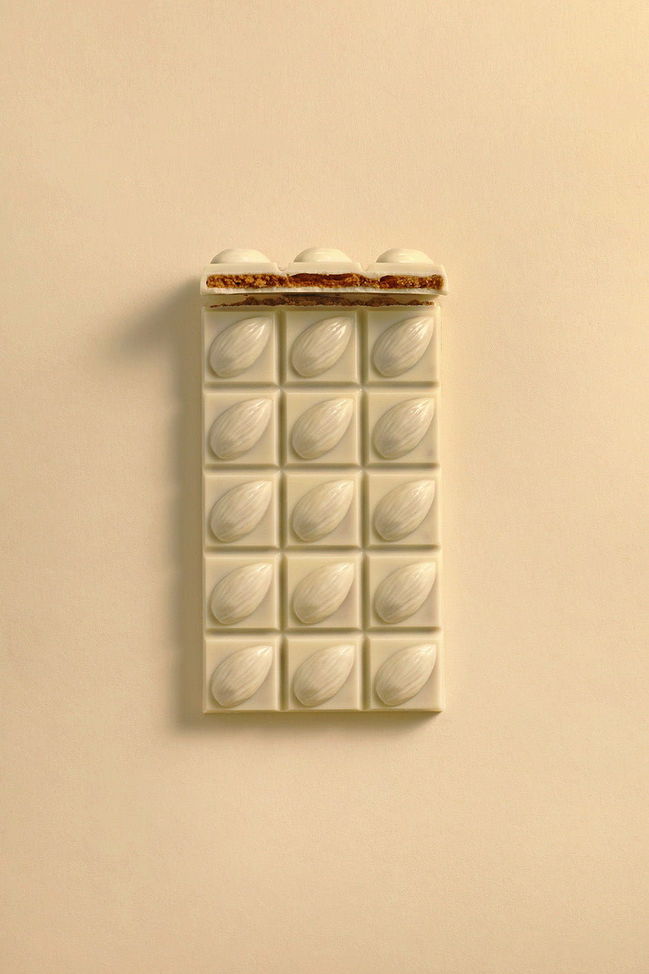 White chocolate almond tablet