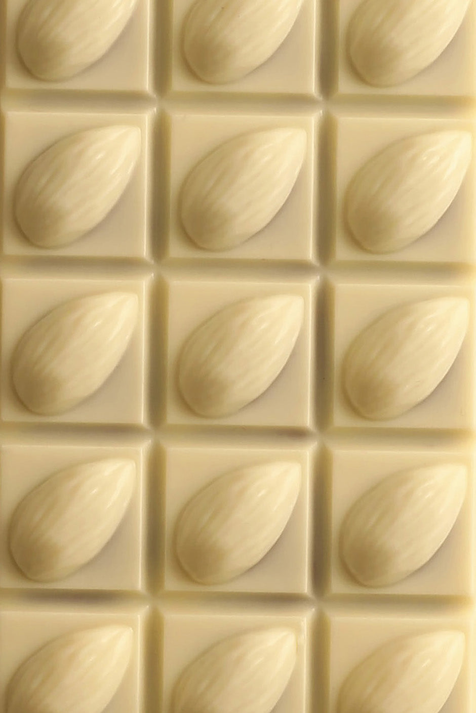 White chocolate almond tablet