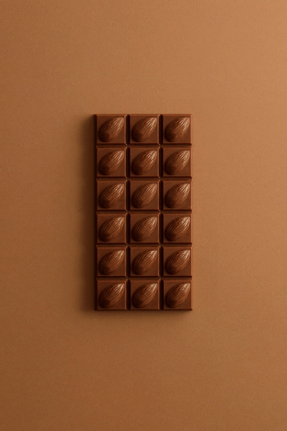 Milk chocolate almond tablet