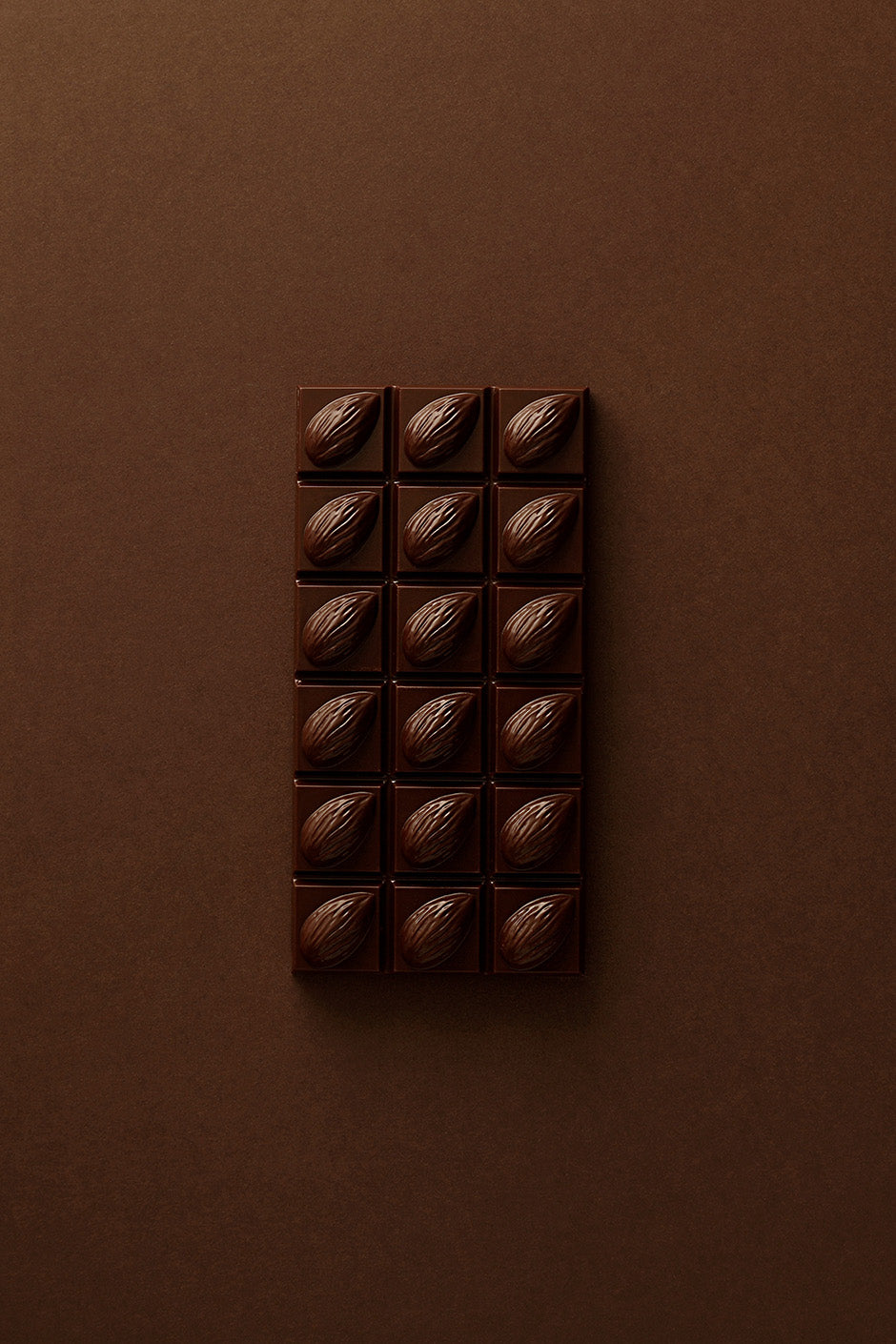 Dark chocolate almond tablet