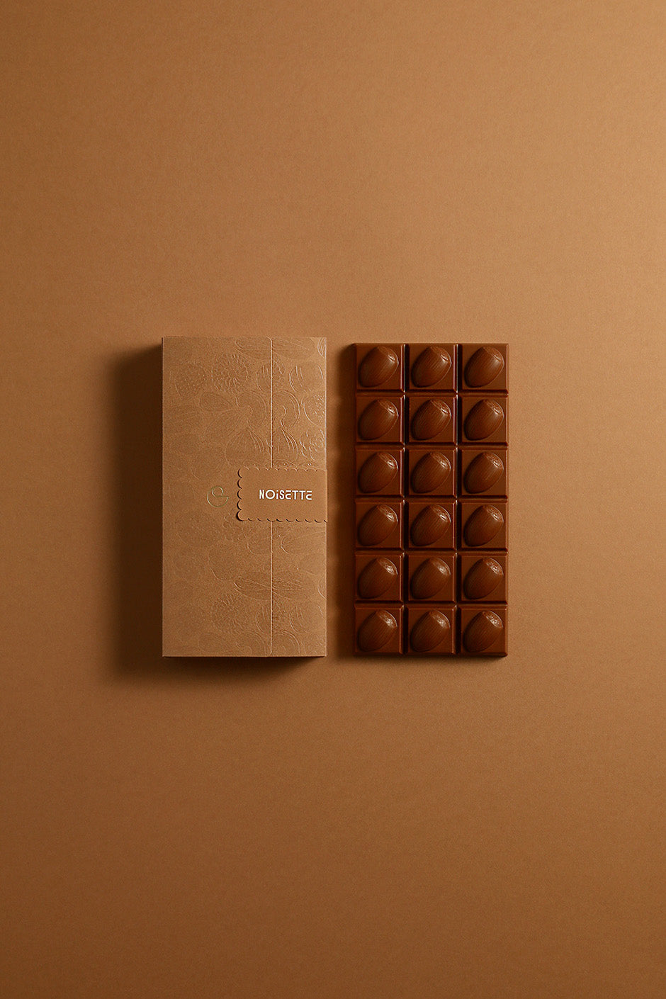Milk chocolate hazelnut tablet