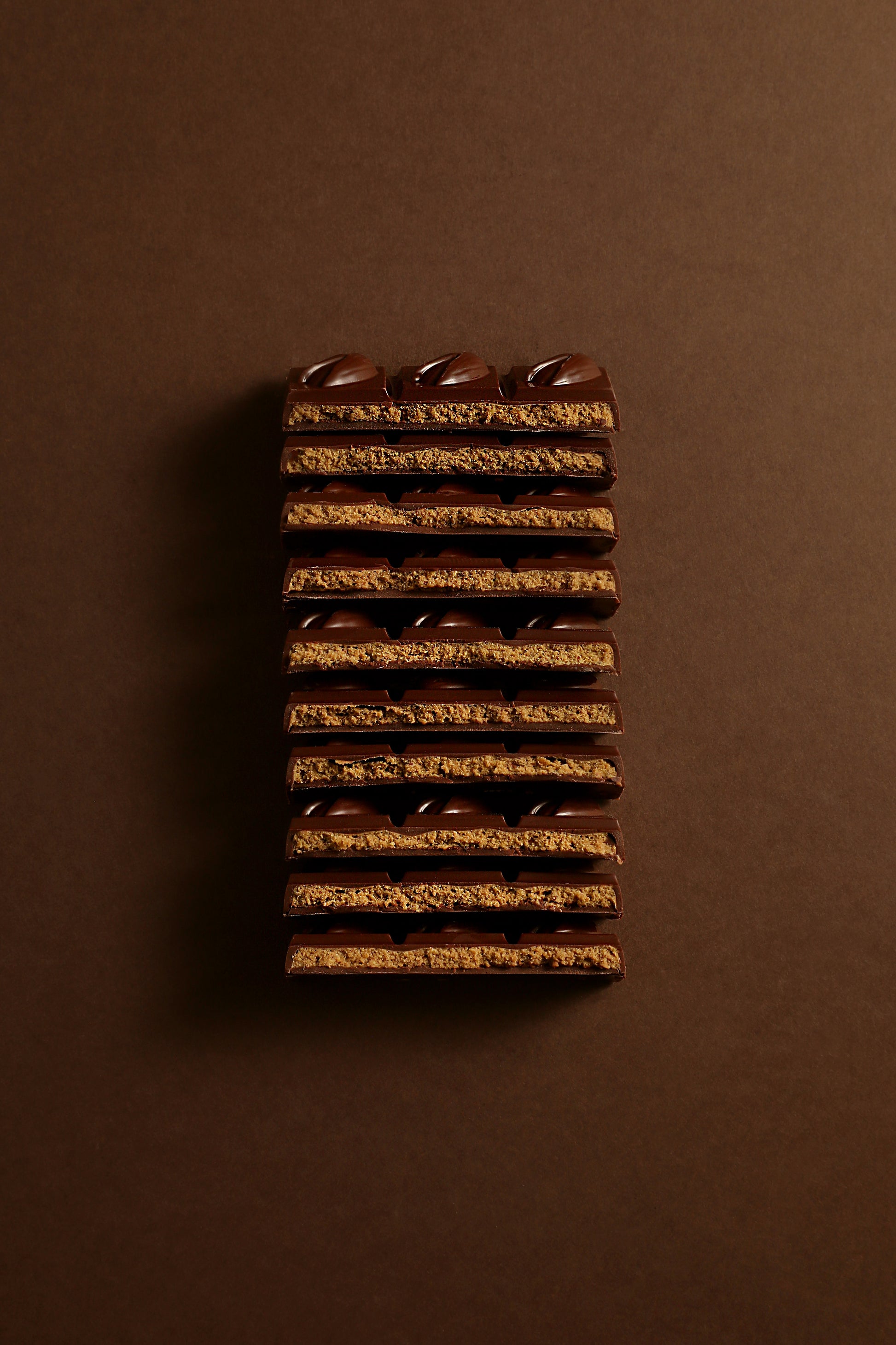 Pistachio and dark chocolate tablet